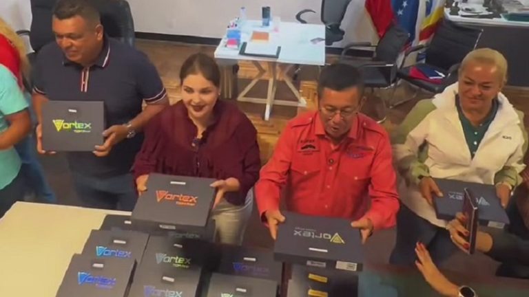 Cnel. José Manuel Suárez Maldonado estamos dando respuesta inmediata a las solicitudes recibidas en nuestras comunidades +Video