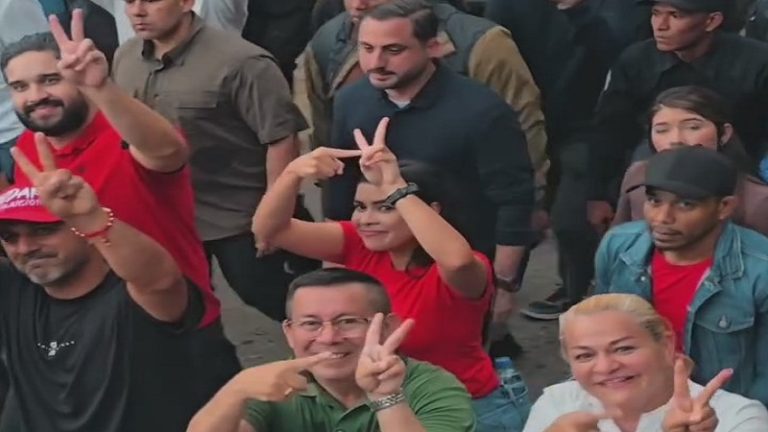 Cnel. José Manuel Suárez Maldonado Juntos, en oración y acción, seguimos defendiendo la paz y la soberanía de nuestra Patria +Video