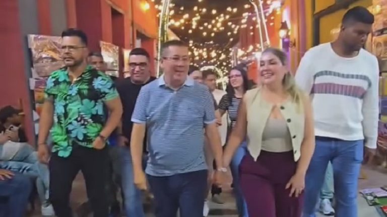 Cnel. José Manuel Suárez Maldonado propios y visitantes disfrutan de nuestras majestuosas playas y el Casco Histórico de La Guaira +Video