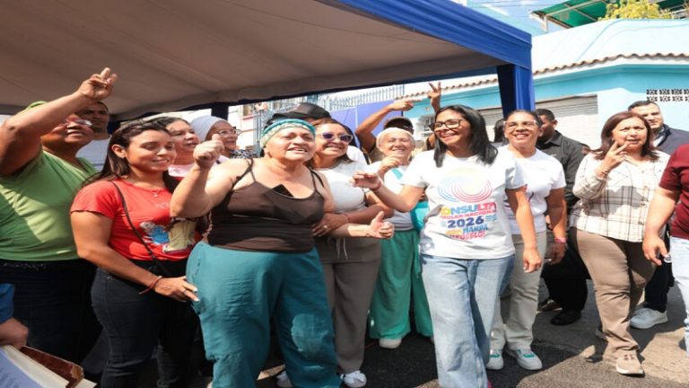 Delcy Rodríguez Gómez anuncia nuevos financiamientos para emprendimientos de mujeres