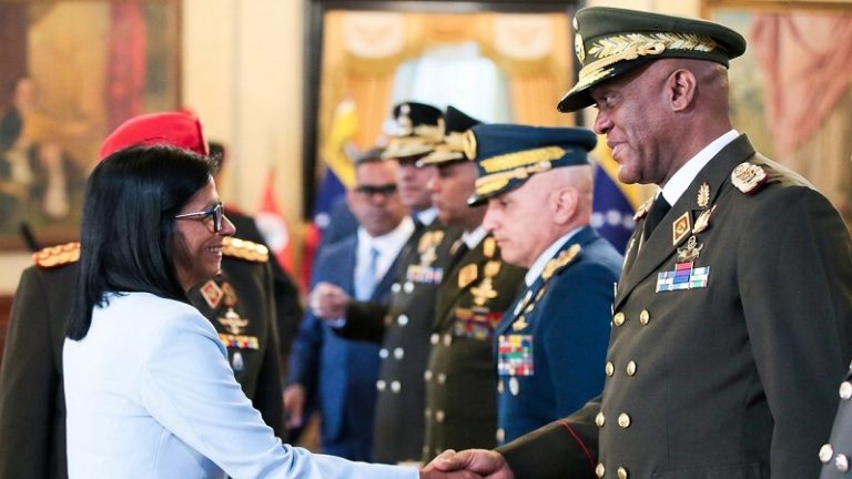 Presidenta (E) Delcy Rodríguez designa y juramenta al nuevo Alto Mando Militar +Fotos y video