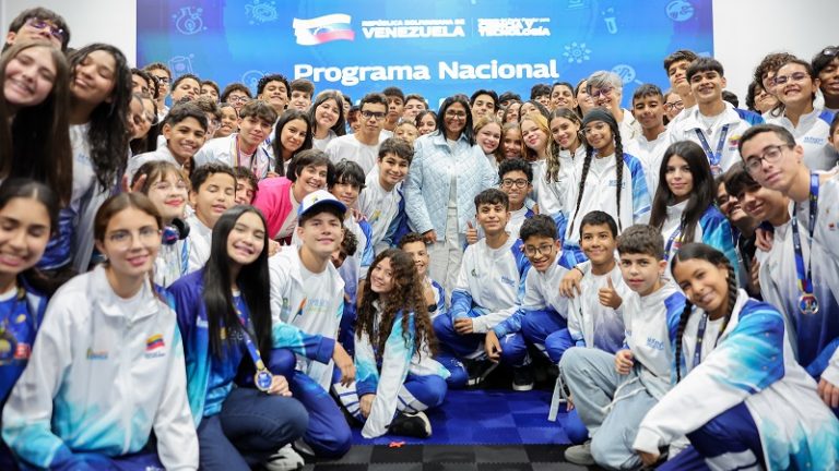 Presidenta (E) Delcy Rodríguez celebra segundo aniversario de la Gran Misión Dr. Humberto Fernández-Morán