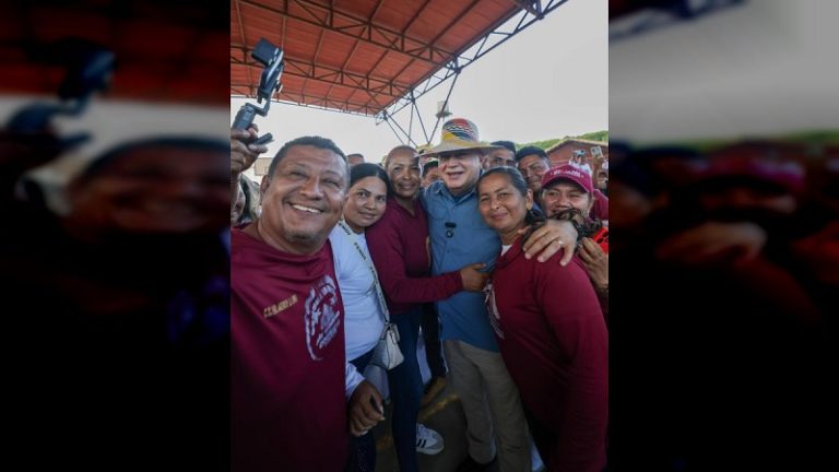 ZULIA – LA GUAJIRA / Diosdado Cabello: Este Pueblo está de pie y seguirá por el camino de la Revolución Bolivariana +Videos y fotos