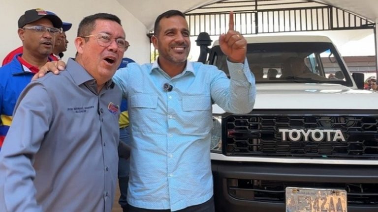Gobierno de La Guaira financia 70% de proyectos de consulta +Videos y fotos