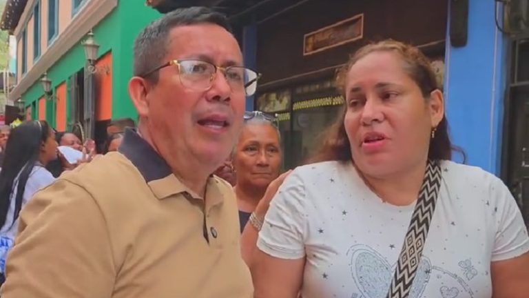 Cnel. José Manuel Suárez Maldonado ayer lunes recibí la solicitud de más de 300 personas +Video