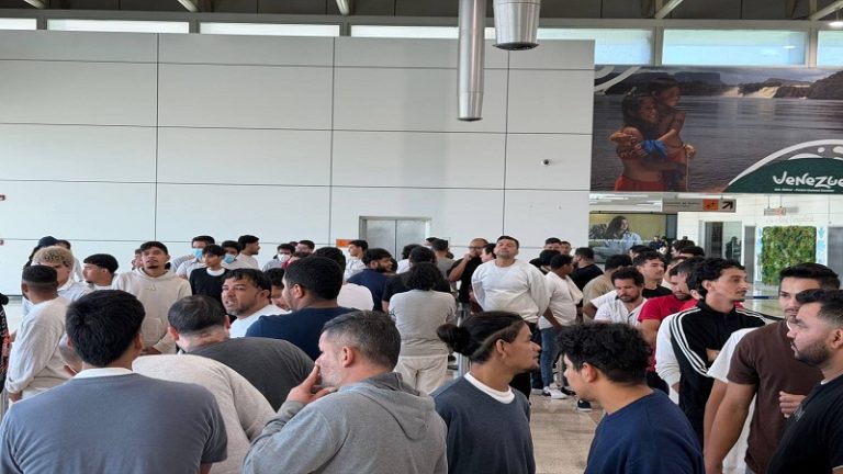 Gran Misión Vuelta a la Patria facilitó el retorno de 121 migrantes venezolanos desde EEUU +Fotos